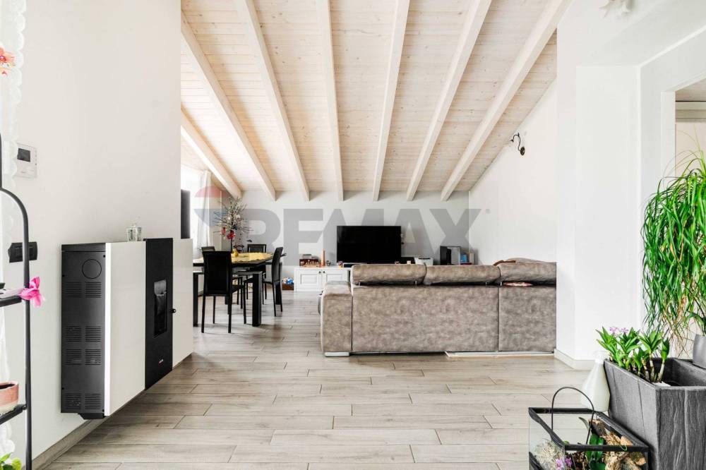 casa indipendente in vendita a Busto Arsizio