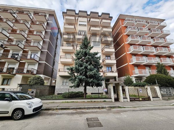 negozio in vendita a Busto Arsizio