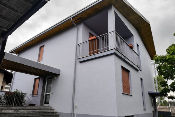 locale di sgombero in vendita a Busto Arsizio