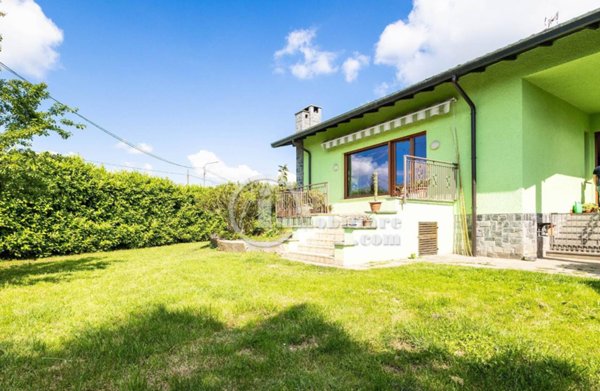 casa indipendente in vendita a Busto Arsizio