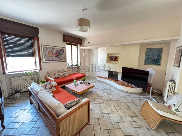 casa indipendente in vendita a Busto Arsizio