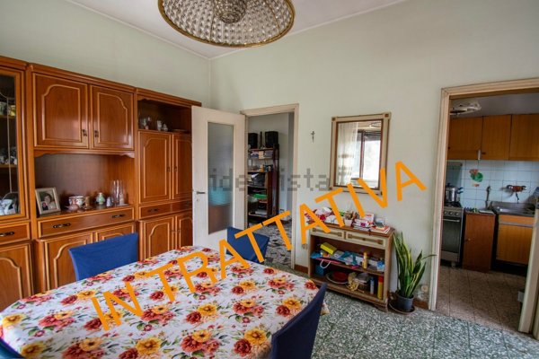 casa indipendente in vendita a Busto Arsizio