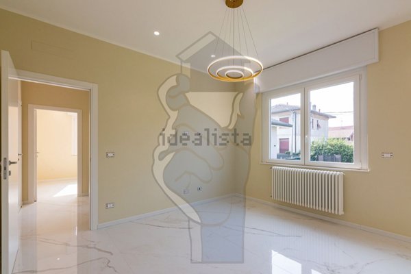 casa indipendente in vendita a Busto Arsizio