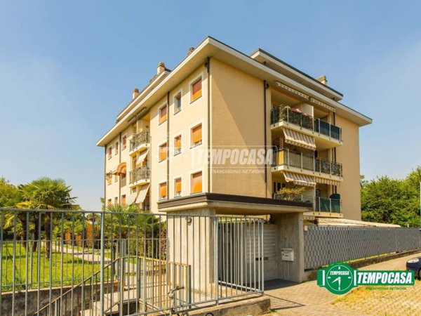 appartamento in vendita a Busto Arsizio in zona Borsano