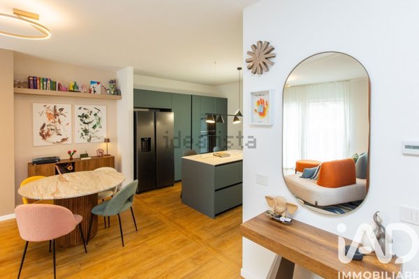 casa indipendente in vendita a Busto Arsizio
