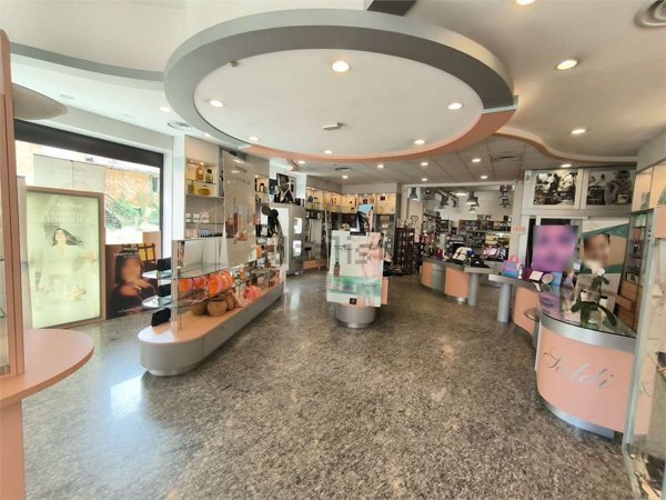 negozio in vendita a Busto Arsizio