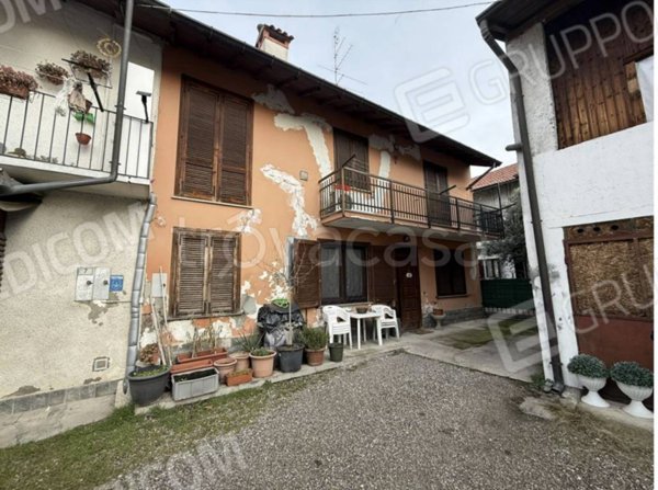 appartamento in vendita a Busto Arsizio in zona Borsano