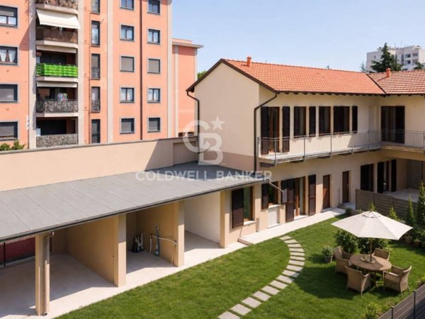 casa indipendente in vendita a Busto Arsizio