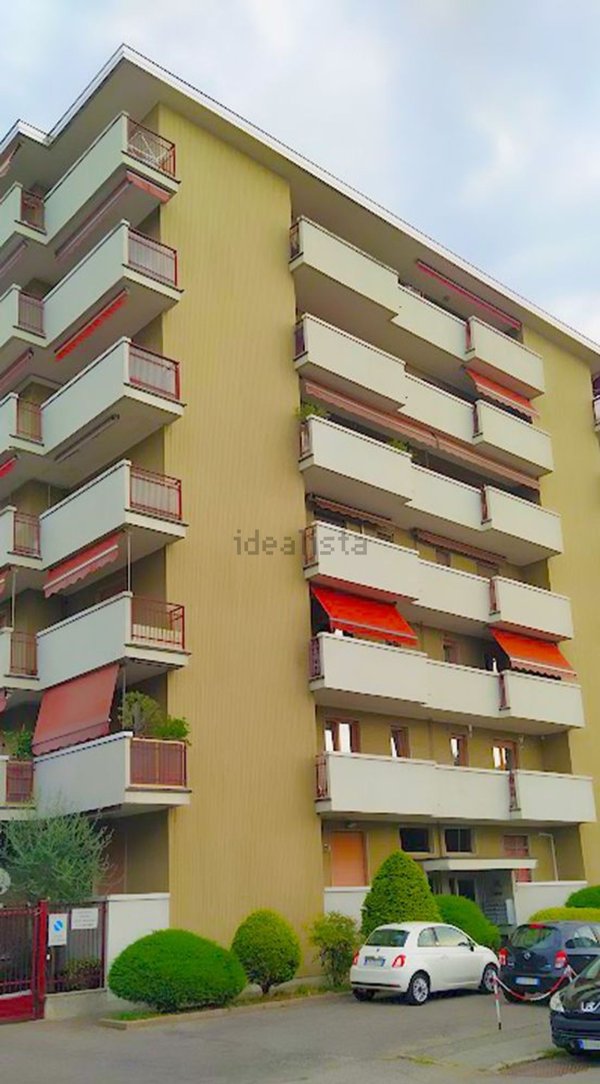 appartamento in vendita a Busto Arsizio in zona Borsano