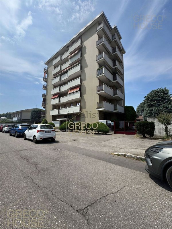 appartamento in vendita a Busto Arsizio in zona Borsano