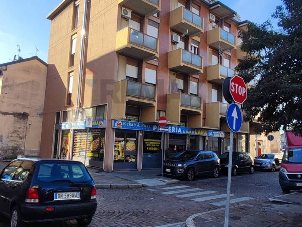 appartamento in vendita a Busto Arsizio in zona Borsano