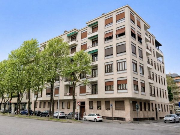 ufficio in vendita a Busto Arsizio