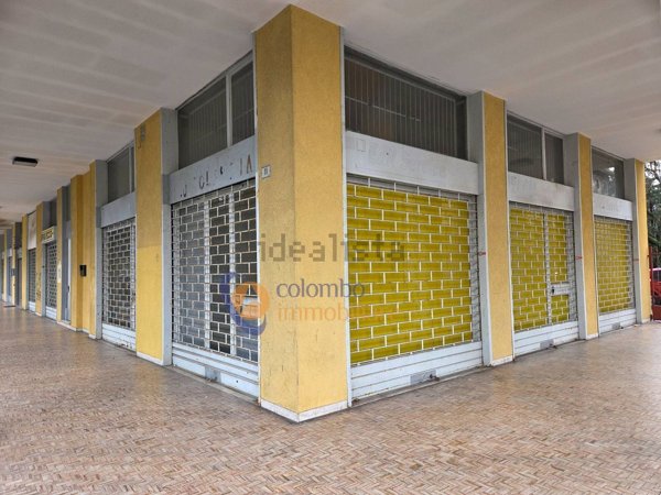 ufficio in vendita a Busto Arsizio