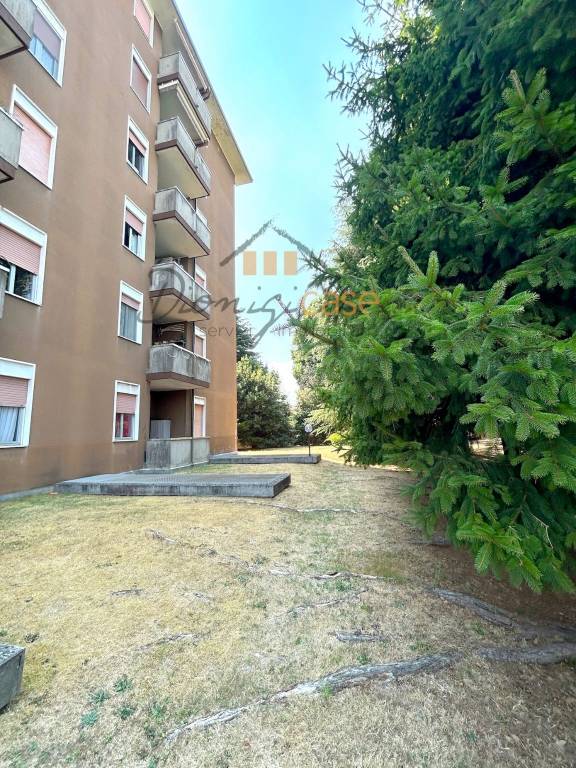appartamento in vendita a Busto Arsizio in zona Borsano