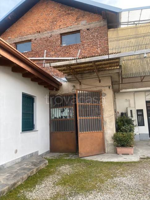 casa indipendente in vendita a Busto Arsizio