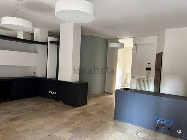 ufficio in vendita a Busto Arsizio