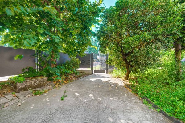 casa indipendente in vendita a Busto Arsizio