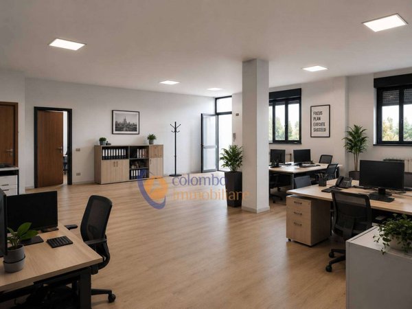 locale commerciale in vendita a Busto Arsizio