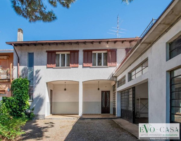 appartamento in vendita a Busto Arsizio