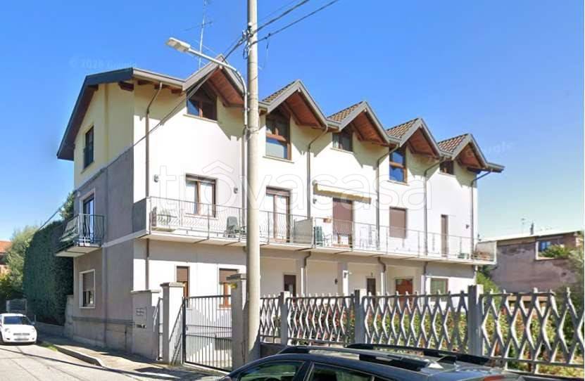 casa indipendente in vendita a Busto Arsizio