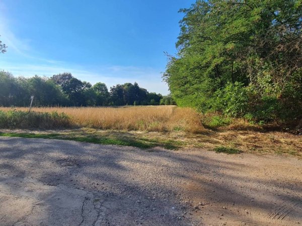terreno in vendita a Busto Arsizio in zona Borsano