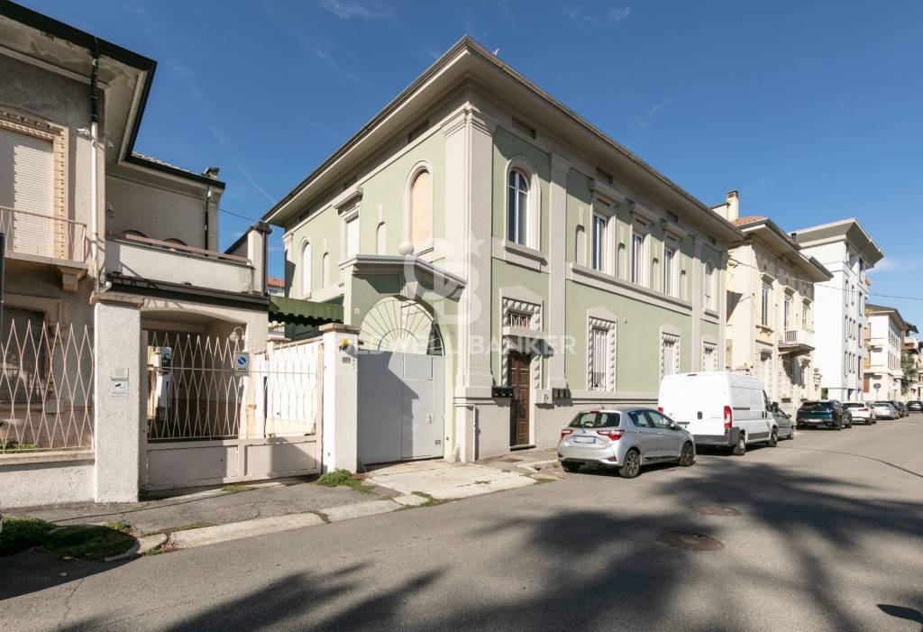 appartamento in vendita a Busto Arsizio