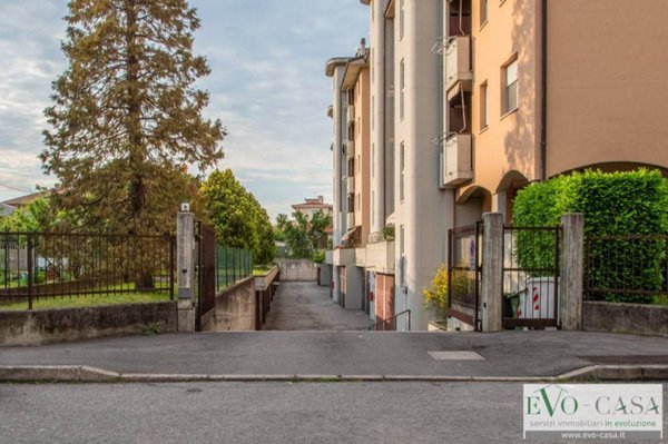 box auto in vendita a Busto Arsizio