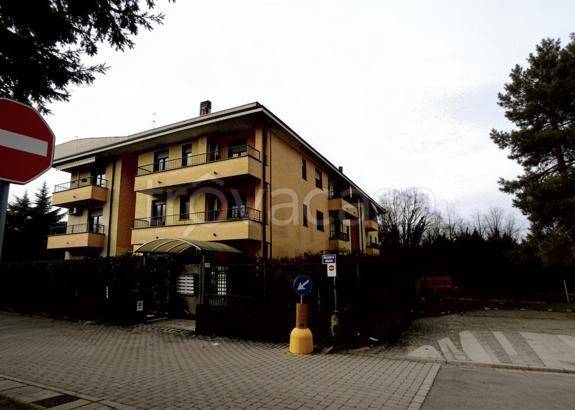 appartamento in vendita a Busto Arsizio in zona Borsano