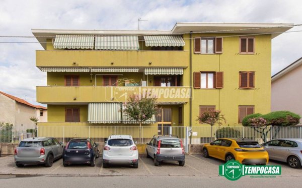 appartamento in vendita a Busto Arsizio in zona Borsano