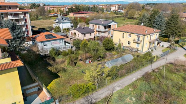 terreno in vendita a Busto Arsizio