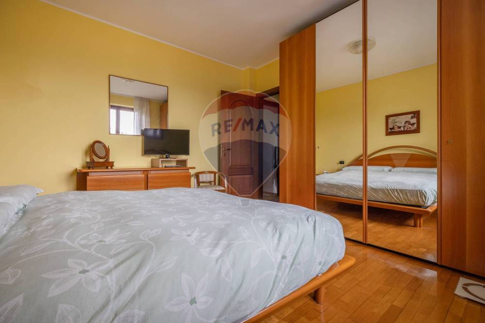 casa indipendente in vendita a Cadegliano-Viconago