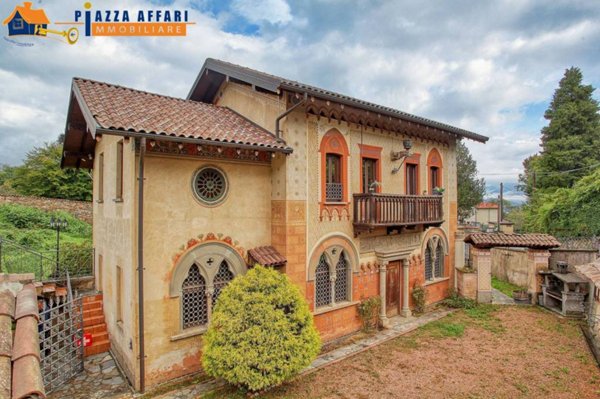 casa indipendente in vendita a Cadegliano-Viconago