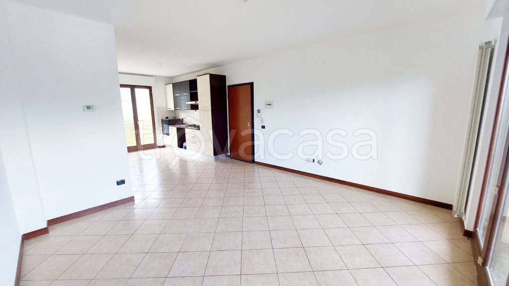 appartamento in vendita a Cadegliano-Viconago in zona Statale