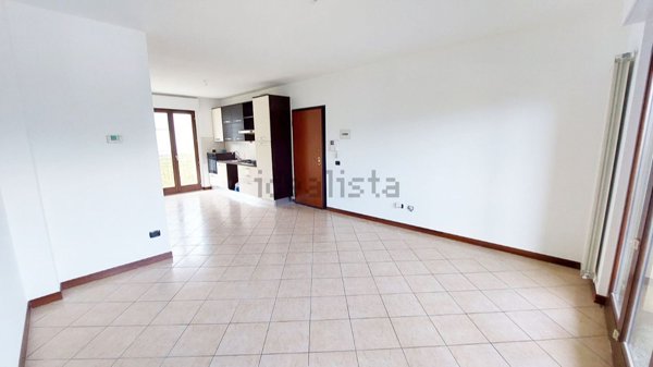 appartamento in vendita a Cadegliano-Viconago