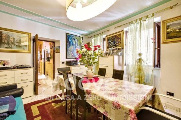 appartamento in vendita a Cadegliano-Viconago