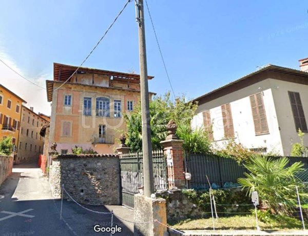 appartamento in vendita a Cadegliano-Viconago