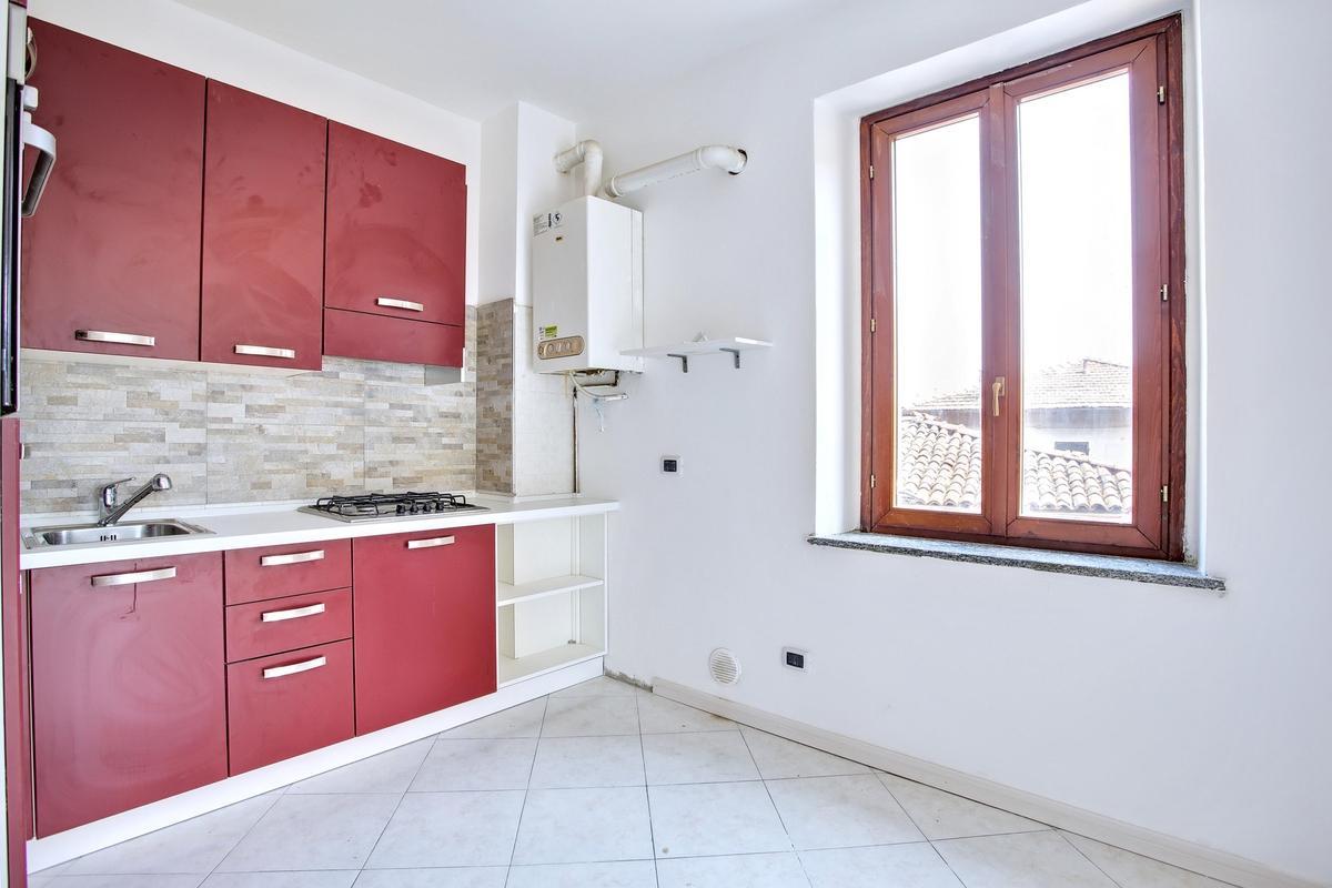 appartamento in vendita a Cadegliano-Viconago