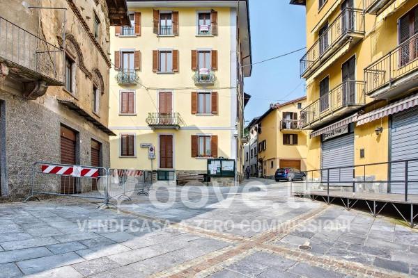 appartamento in vendita a Cadegliano-Viconago