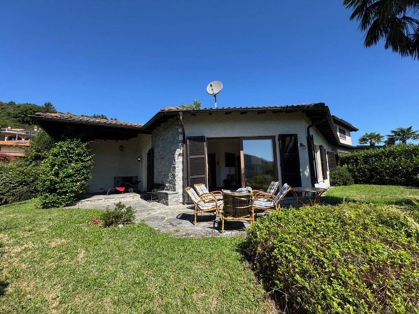 casa indipendente in vendita a Cadegliano-Viconago