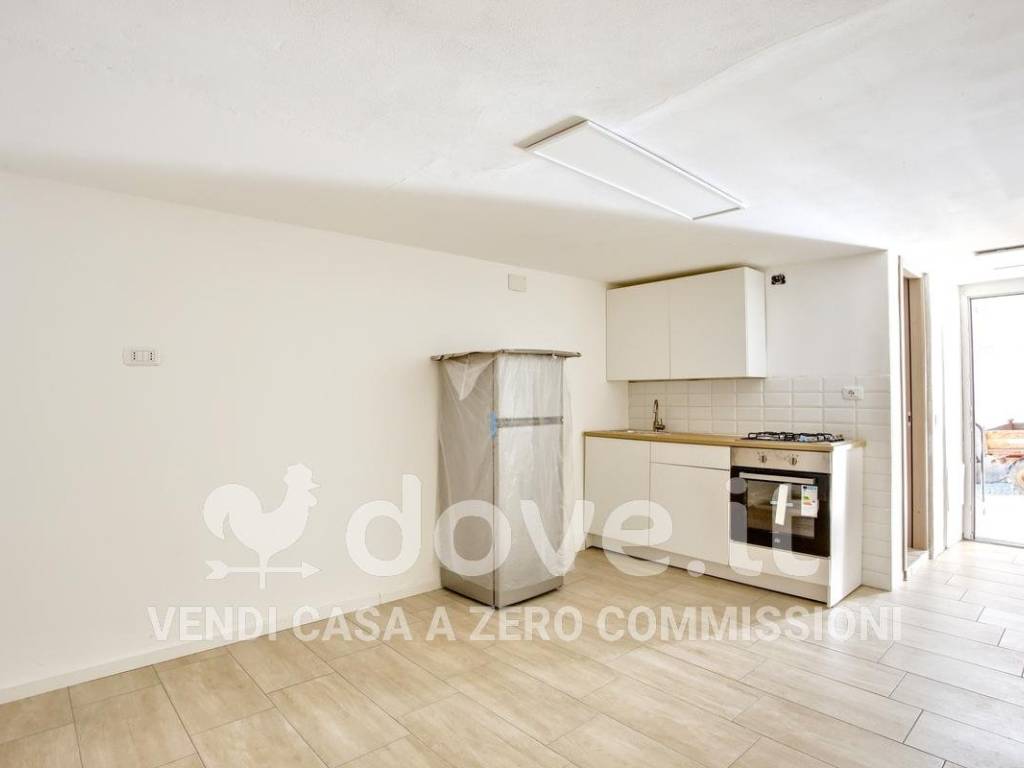 appartamento in vendita a Cadegliano-Viconago in zona Argentera