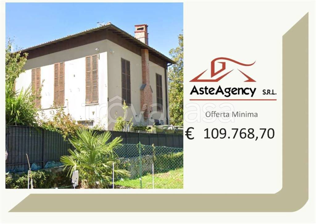 appartamento in vendita a Cadegliano-Viconago in zona Cadegliano