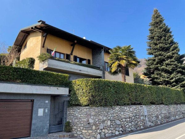 casa indipendente in vendita a Cadegliano-Viconago