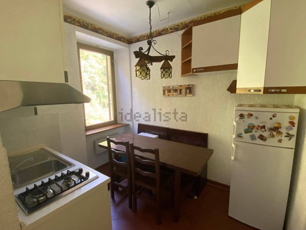 appartamento in vendita a Cadegliano-Viconago