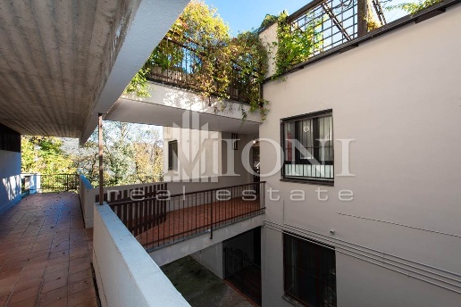 appartamento in vendita a Cadegliano-Viconago