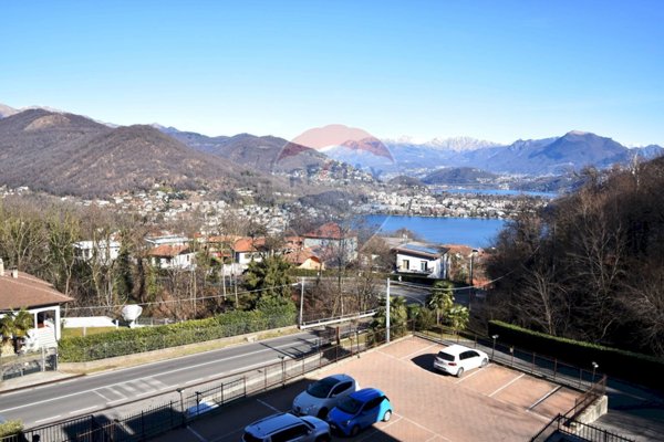 appartamento in vendita a Cadegliano-Viconago in zona Statale