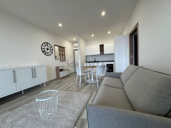 appartamento in vendita a Cadegliano-Viconago