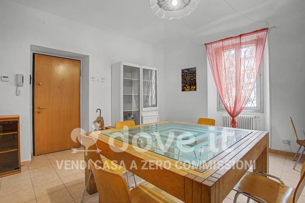appartamento in vendita a Cadegliano-Viconago