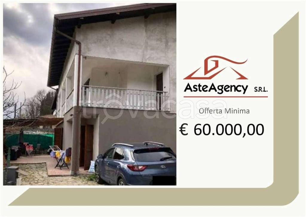 appartamento in vendita a Cadegliano-Viconago in zona Cadegliano