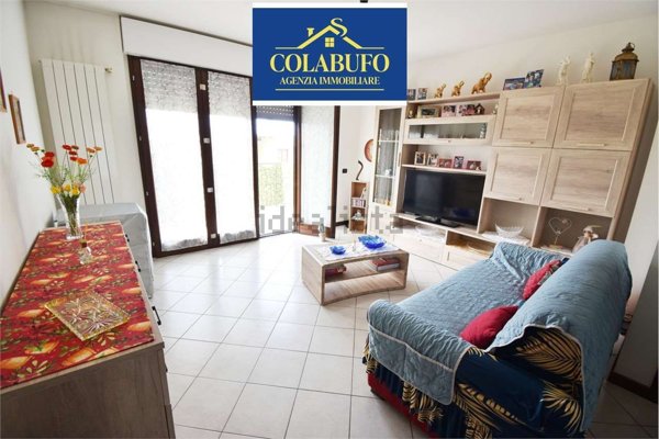 appartamento in vendita a Cadegliano-Viconago