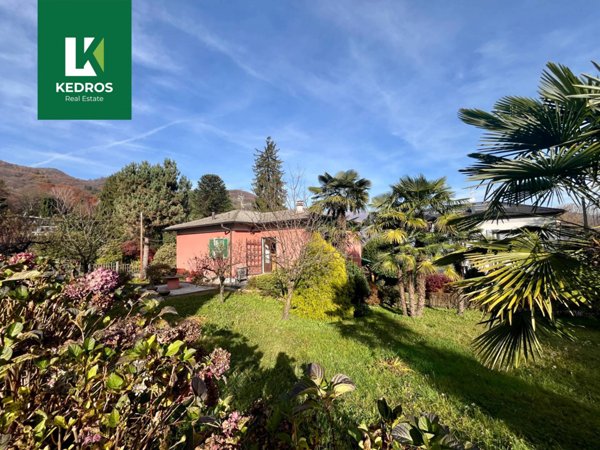 casa indipendente in vendita a Cadegliano-Viconago